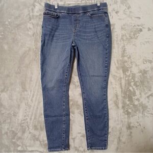 Signature by Levi Strauss Women Jeans Size 31x30 Pull On Skinny Totally Shaping